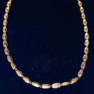 Unleash your Vintage Flair with this Gold-Plated Corncob-Shaped Necklace Monet